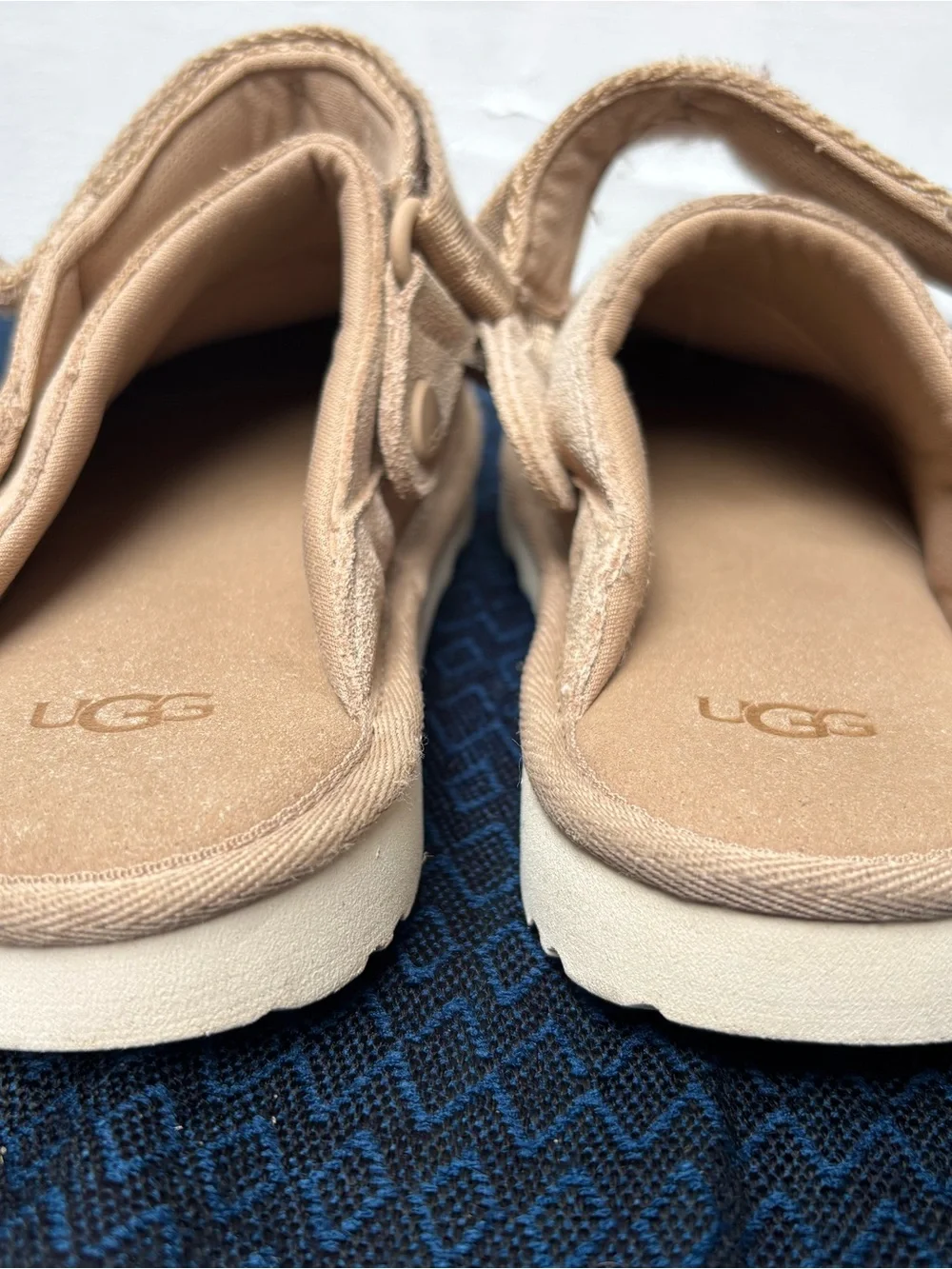 UGG Kids Suede Hook-and-Loop Slippers in Light Beige